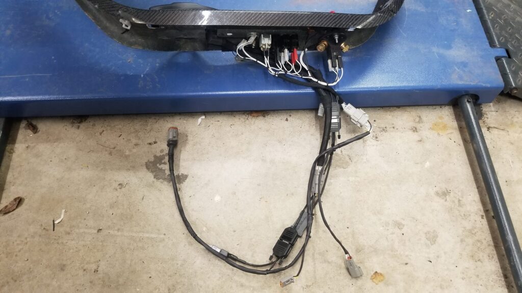 Dash harness for Radical 